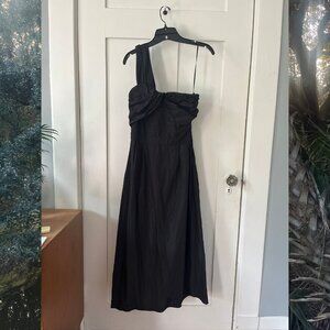 sporty-meets-formal one shoulder dress